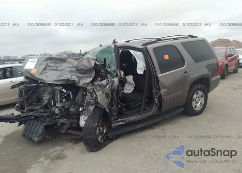 2014 Chevrolet Tahoe Ls z USA, uszkodzony, nr VIN 1GNSCAE01ER102884